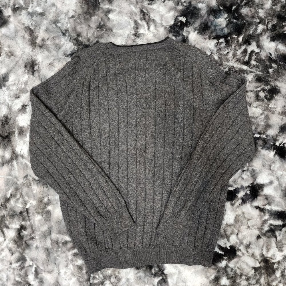 Cashmere sweater - Picture 2 of 3